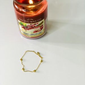 Minimal heart bracelet